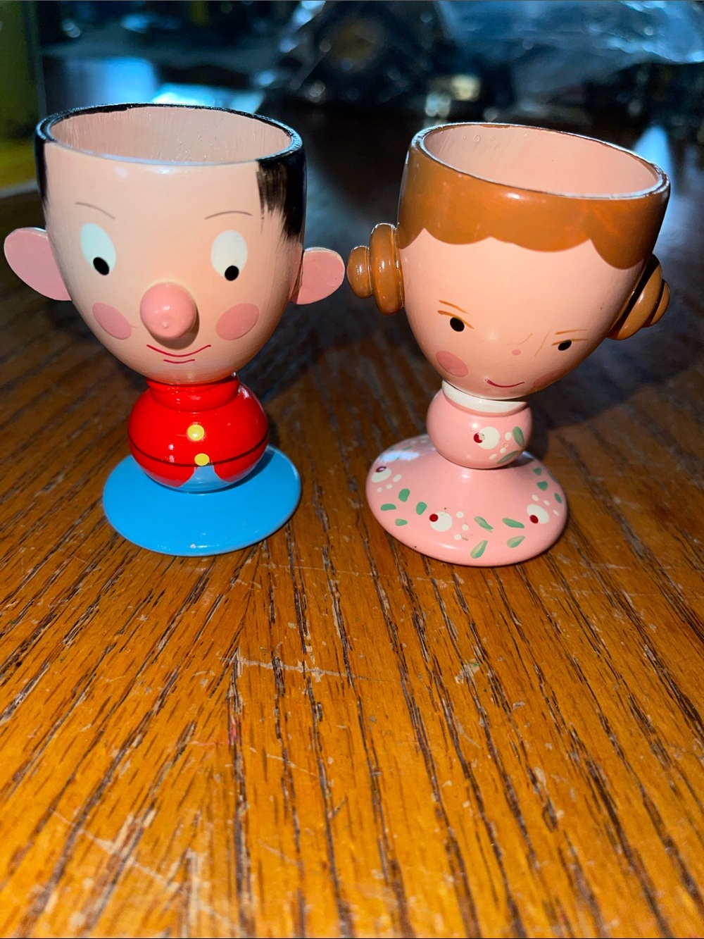 Vintage Style Kids Wooden Egg Cup Pair - Pink & Blue